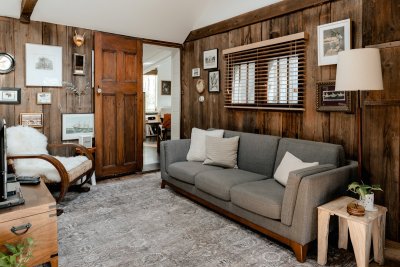 Zo mix je verschillende houtkleuren in je interieur